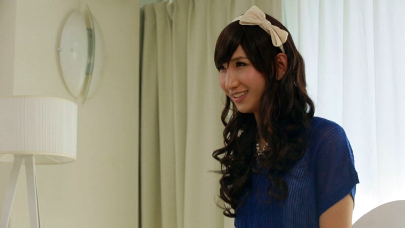 〈アナル〉 初脱ぎ！極嬢男子！ 歩夢22歳 〈FANZA〉