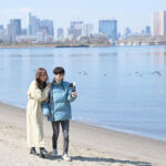 〈アナル〉 セックスはホテルまでお預け 耳元でささやき、焦らして焦らして高め合ってのイチャラブ濃密セックス 七瀬るい 〈FANZA〉