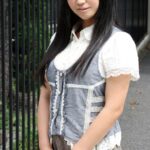 〈アナル〉 格差社会が生んだ若年貧困層の闇！ ●正規労働者では生活できないので…私、AV出演します。アナル中出しOKです。もも 〈FANZA〉