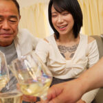 〈アナル〉 「柊ゆうき」を本気で酔わせたら～性欲暴走リアルSEXドキュメント 〈FANZA〉