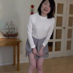 〈アナル〉 トイレに間に合わずに、そのままオモラシ…してしまいました。。。見ます？ 雨宮葉月 〈FANZA〉