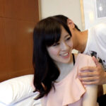 〈アナル〉 こんな素敵な奥様も旦那に内緒で男遊び！バイブを股間に咥えて尻を突き出す変態エロ奥様の膣に孕ませ中出しSEX！ 〈FANZA〉