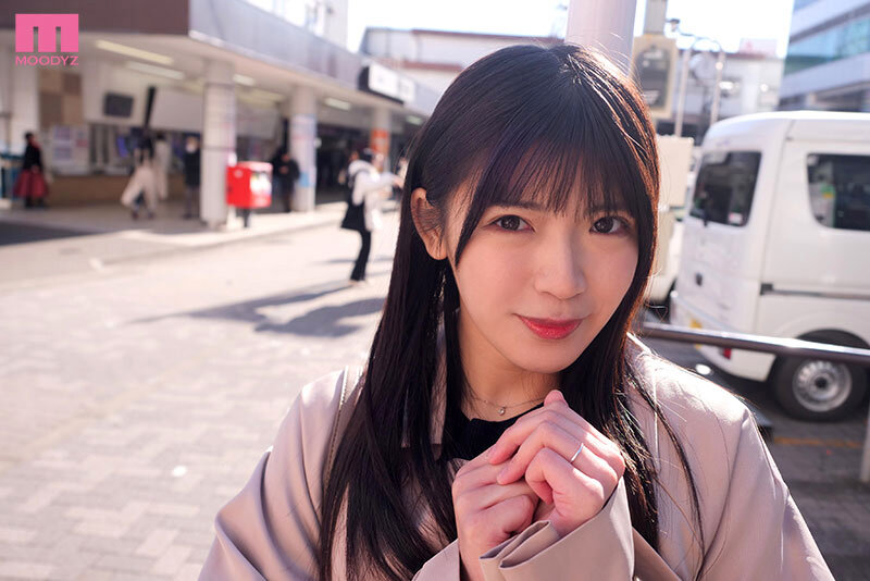 〈アナル〉 旦那さん…ごめんなさい。あなたの可愛らしい幼顔の奥さんちっ...