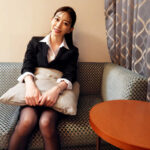 〈アナル〉 女子社員と二人きり 憧れの女先輩と見せ合いオナニー 蒼山愛奈 〈FANZA〉