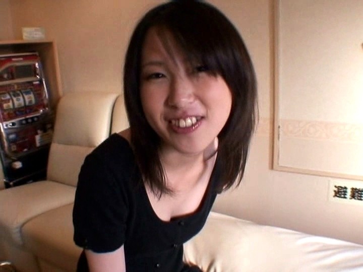 〈アナル〉 イヤッ…出ちゃう！見ないで！我慢できずに無理矢理に浣腸挿入...