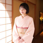 〈アナル〉 おもてなしするって言ったのに、大量肉棒でちんボコされドM本性丸出しでアヘイキ大乱交しちゃった 音無鈴 〈FANZA〉