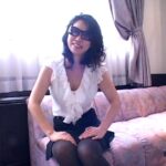 〈アナル〉 ときめきの剛毛奥様 〈FANZA〉