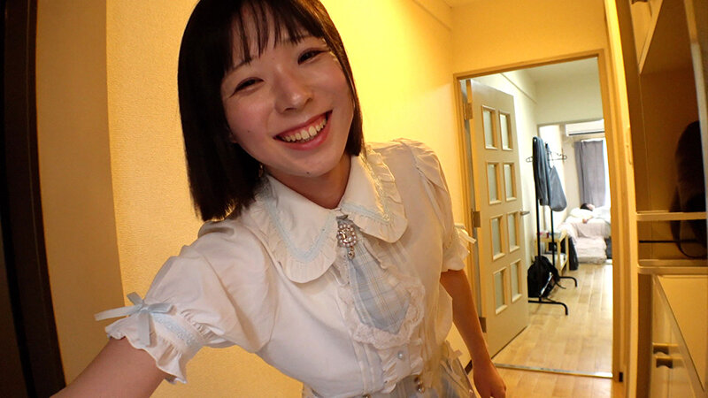 〈アナル〉 ニューハーフ3人と精子が枯れるまで ボクたちの4P乱交パー...