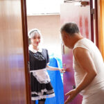 〈アナル〉 ゴミ部屋貧乏人でもご主人様になってみたい！ギャルなのに甘々奉仕してくれる即尺中出し受精OKメイド 春陽モカ 〈FANZA〉