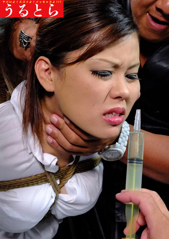 〈アナル〉 凄まじい威力の媚○をケツ穴から注入された女捜査官が丸裸にさ...