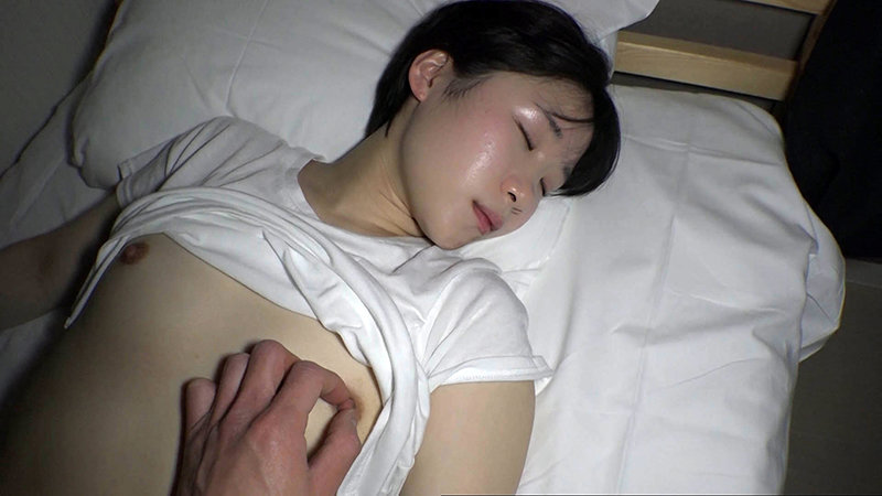 ＜素人＞ 【神展開・美乳J●】高●生のSEX この反応こそリアル 寝て...