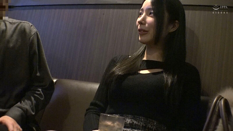 ＜素人＞ 新宿妻とパイパン早漏マ○コ中出し！「こっちにもっと来てよ。」...