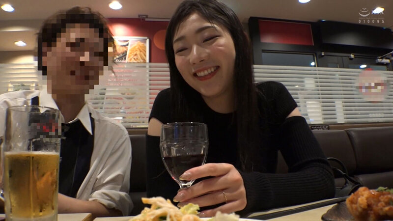 ＜素人＞ 長身・デカ尻・巨乳過激マゾ妻ゆいなさん（24歳）池袋妻と中出...