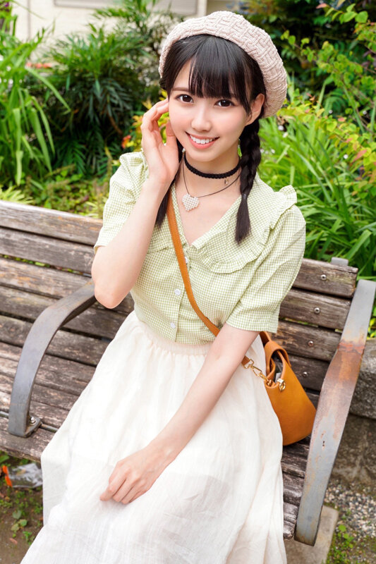 ＜素人＞ 【スレンダー体操女子】可愛さ1000％（21歳）イケメン彼氏...