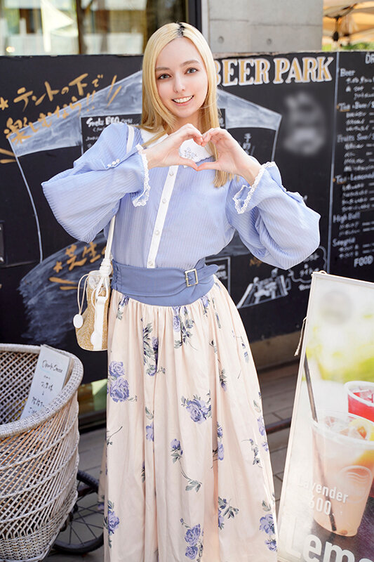 ＜素人＞ 【旬な筋肉】陸上女子大生 真面目ハーフ美女 エロい目の会場カ...