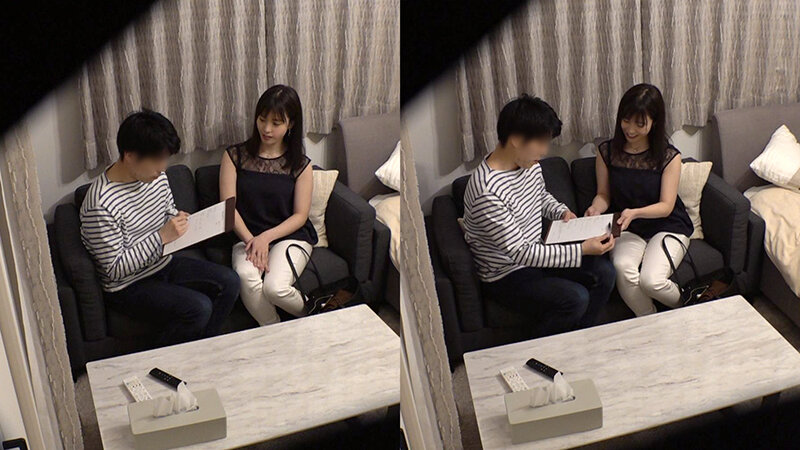 ＜素人＞ 【盗撮】家中にカメラを仕込み出張型エステティシャンのサービス...