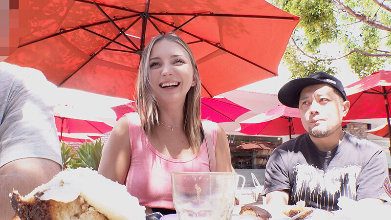 ＜素人＞ ロスでナンパした愛嬌抜群のショップ店員が経験人数120人超え...