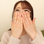 ＜素人＞ 福井の地味メガネ女子、脱いだらとんでもない国宝級爆乳という奇跡。あぁ、素晴らしい逸材を見つけたよ上京ドキュメント。 『FANZA』