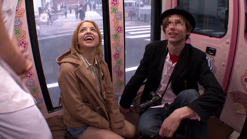 ＜素人＞ 初入国5秒でAVデビュー！国際空港で見つけたNY在住の米国人...