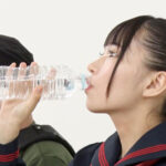 ＜素人＞ 図書館に受験勉強をしにきた【私立女子校通いのお嬢様J○】に媚薬をたっぷり塗ったチンポで即ハメしたらアヘ顔で痙攣するほど感じてイキまくった 『FANZA』