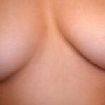 ＜素人＞ 公衆便所の個室でSEXするのが好きなド変態人妻 れいな 『FANZA』