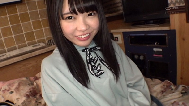 ＜素人＞ 何でも言うことを聞くちーちゃん（仮名）を連れまわしちゃいまし...