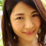 ＜素人＞ 自らAV出演希望して田舎からやってきたHカップ巨乳妻・まなみさん（38）が完全メス化した連続生中出しSEX！！ 『FANZA』