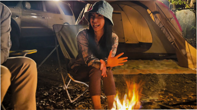 ＜素人＞ Let，sハメキャン！女子ソロキャンプは危険だらけw純朴女子...