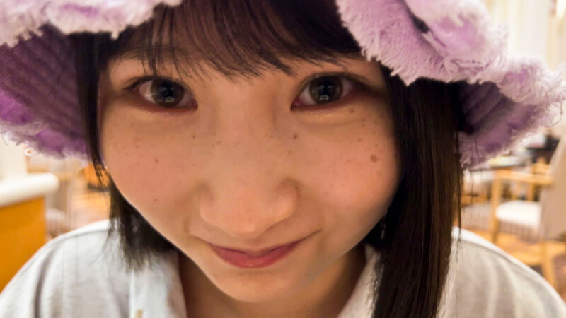 ＜素人＞ そばかすが可愛い無邪気なセフレちゃんと深夜デート！乳首にリモ...