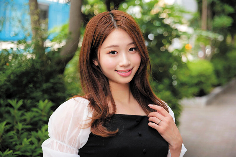 ＜素人＞ 巨乳奥様限定！デカチンで悩む童貞君とタオル一枚密着混浴してく...