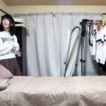 ＜素人＞ 媚薬オイルマッサージ 痴●盗撮＆中出し素人娘VOL.38 超強力媚薬を配合したマッサージオイルを施術中に知らずに塗りこまれたオンナは、身体の火照りに驚き、チ○ポを欲しがる自分に戸惑い、垂れ出したマン汁に恥ずかしがりながらも生ハメ中出しまで欲してしまう！ 『FANZA』