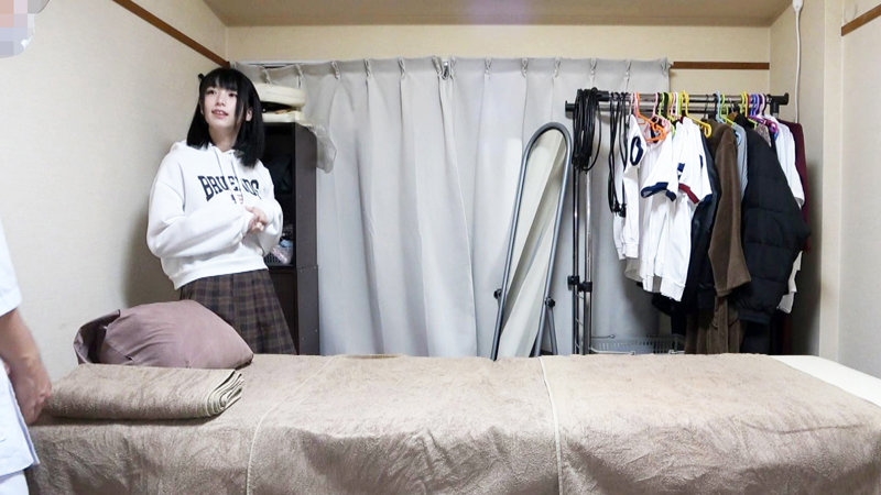 ＜素人＞ 媚薬オイルマッサージ 痴●盗撮＆中出し素人娘VOL.38 超...