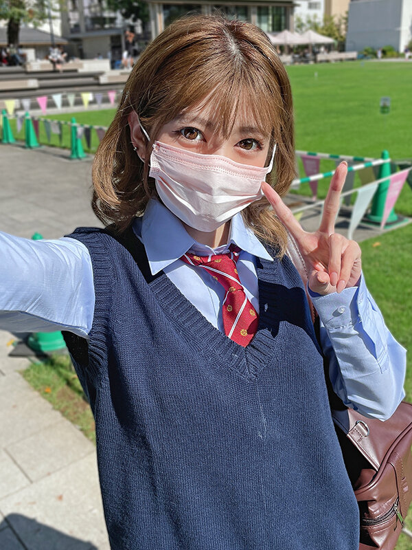 ＜素人＞ ガリガリ巨乳スレンダー 剛毛マンコから水没レベルの潮吹き！！...