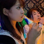 ＜素人＞ クラブでナンパ待ちしてたアイドル級に可愛いOL2人組。お漏らしレベルのハメ潮吹きながらイキまくるSEX大好きハッピーエロビッチと朝まで中出し大乱交！ 『FANZA』