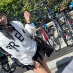 ＜素人＞ 舞台女優のタマゴ、忙しすぎる現役美大生。久々のSEXに欲求不満が大爆発！騎乗位で生チ○ポ襲ってくるGcupドスケベボディがイキまくり！「もう1回♪」中出し1回じゃ足りない！？連続ハメ倒し！！ 『FANZA』