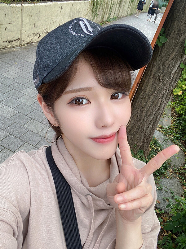 ＜素人＞ 素人大学生【限定】ライラちゃん22歳 ボーイッシュ系読者モデ...