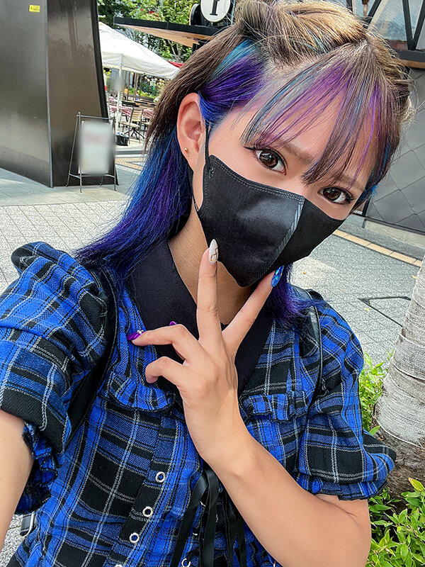 ＜素人＞ 素人女子大生【限定】みつきちゃん22歳 常にマイバイブを持ち...