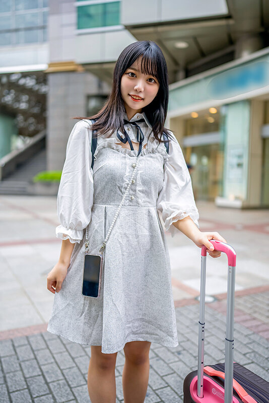 ＜素人＞ 素人女子大生【限定】かすみちゃん20歳 以前マッチングしたア...