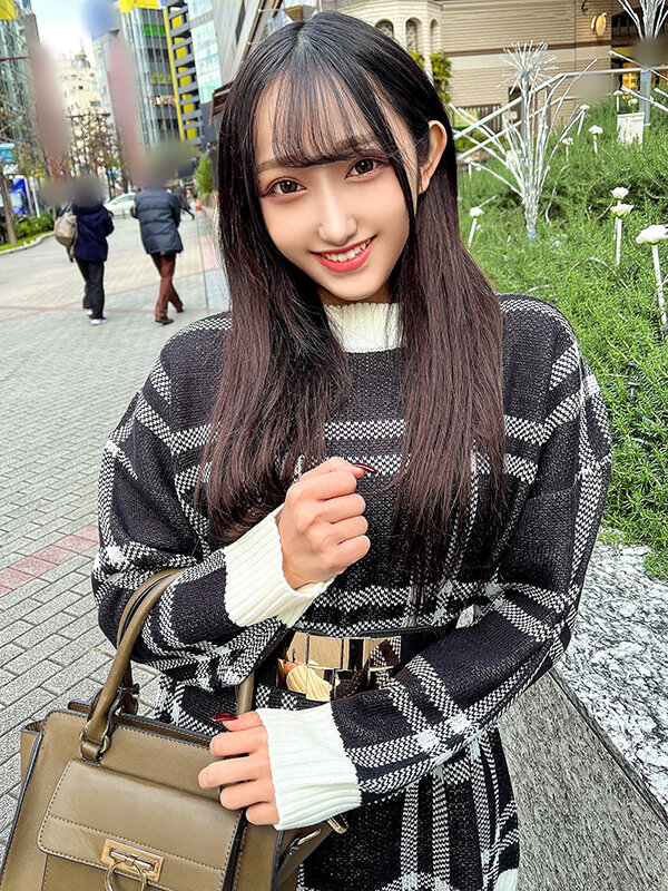 ＜素人＞ 素人女子大生【限定】ゆらちゃん20歳 芸能界入りを夢見る美人...