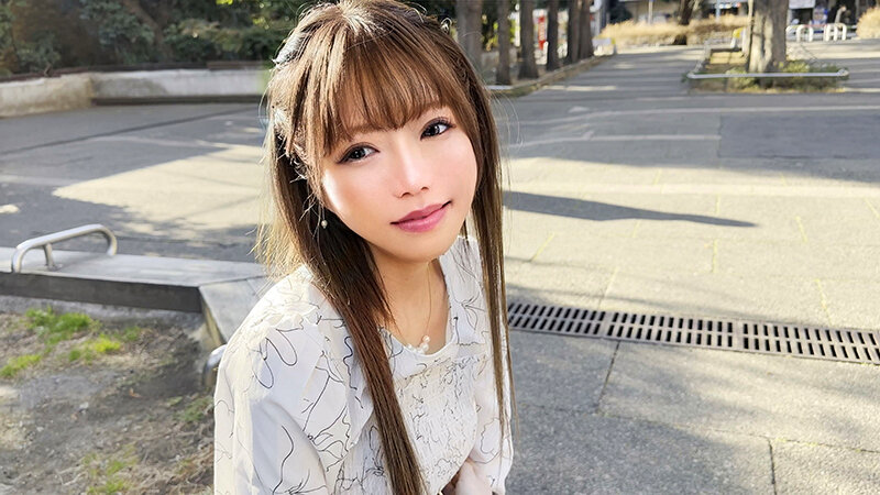 ＜素人＞ 【マジメ系ドスケベ】市役所勤務マジメ系Hカップ奥さま26歳。...