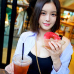 ＜素人＞ 【筋トレ女子流出】凛々しさMAX（20歳） 筋肉カップルのおうちデートSEXの様子が流出 筋トレしながら愛撫、ハッスル後まんこに中出し個人撮影【身バレ厳禁取り扱い注意】 『FANZA』