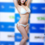 ＜素人＞ 【黄金巨乳】神モテ女子大生 現役H乳巨乳グラドルと大学生彼氏のSEX撮りました！揺れる巨乳は自然遺産！初オジが初生挿入、初中出しで彼女を快楽寝取りしてしまう！ 『FANZA』