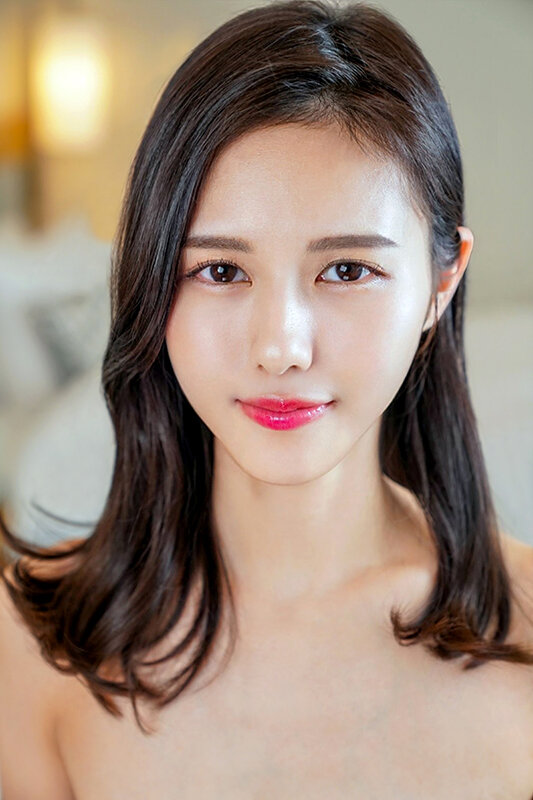 ＜素人＞ 【熟女教師】マラソン選手の体育教師と学生カップルの禁断SEX...