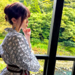 ＜素人＞ 【個人撮影】Fカップ美乳 大学職員のお姉さん28歳 大学教授との秘密不倫デート 温泉ハメ撮り中出し旅の一部始終 『FANZA』