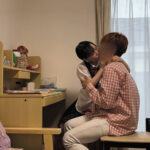 ＜素人＞ 「ちゃんと勉強するからエッチなことも教えて…だって先生のことが好きなんだもん」マジメな女子○生が家庭教師を誘惑する…イケないことだと理解しつつも我慢しきれずエッチすると「ダメダメっ抜いちゃヤダぁ～」膣奥までカニばさみロックで何度も中出し強要する2 『FANZA』