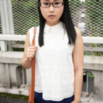 ＜素人＞ 東北の町役場で働く地味なアノ子はアプリで男を漁りまくり、1日10回以上オナニーを貪る性依存症メガネ巨乳娘 『FANZA』