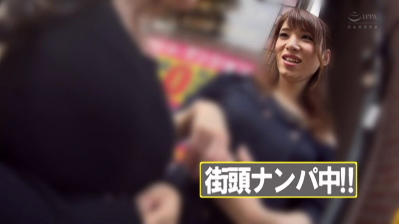 ＜素人＞ ニューハーフ街角レズナンパ！Hカップ爆乳娘から中出しOKの淫...