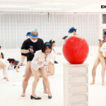 ＜素人＞ SOD女子社員 絶頂失神ゲーム！バイブ串刺し‘だるまさんが転んだ’ 若手巨乳女子社員たちが体当たり検証！ユーザー様のハレンチ妨害をガマンできるのか？ 『FANZA』