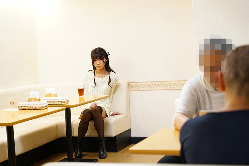 ＜素人＞ イキっぱなし洗脳倶楽部 媚薬で危ない絶頂地獄 調教されて気が...