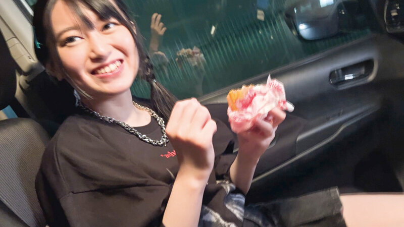 ＜素人＞ 僕のセフレはフェラの時ヤバい目をしてくる 見つめ合っただけで...